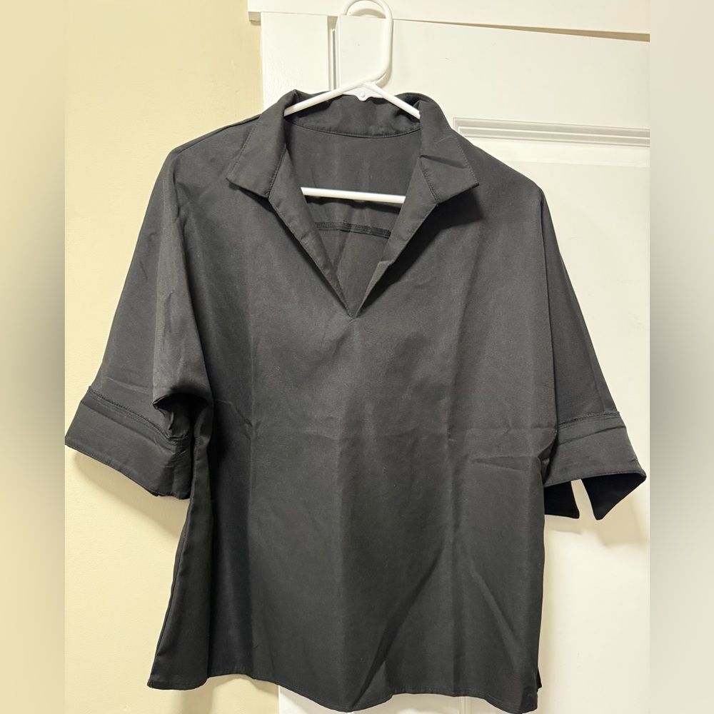 Black Short Sleeve Collared Shirt